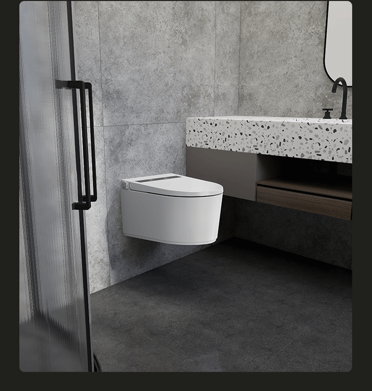 掛牆式智能馬桶：細單位浴室的「空間魔術師」與「健康管家」