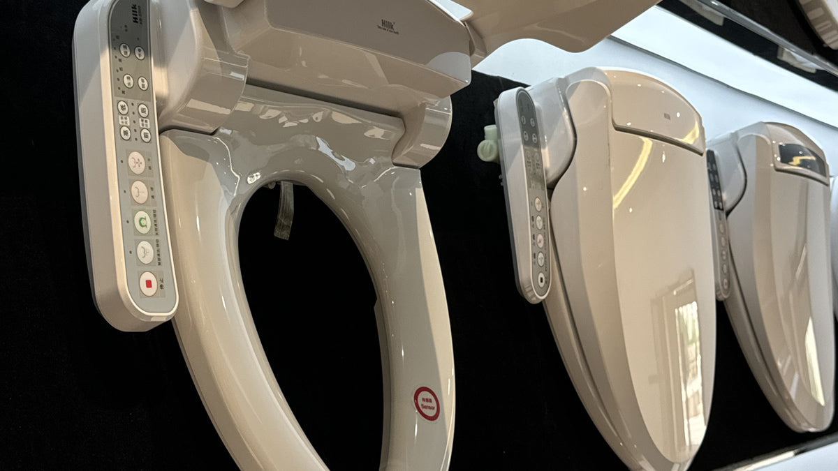 What are the electrical and plumbing requirements for installing a smart bidet seat