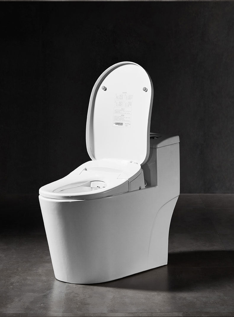 The KB32 smart bidet seat is designed with a premium antibacterial coating on the surface, effectively preventing cross-infection and providing a more hygienic bathroom experience for the whole family.